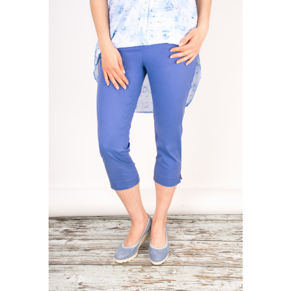 Masai Clothing Paba Capri Trousers in Blue