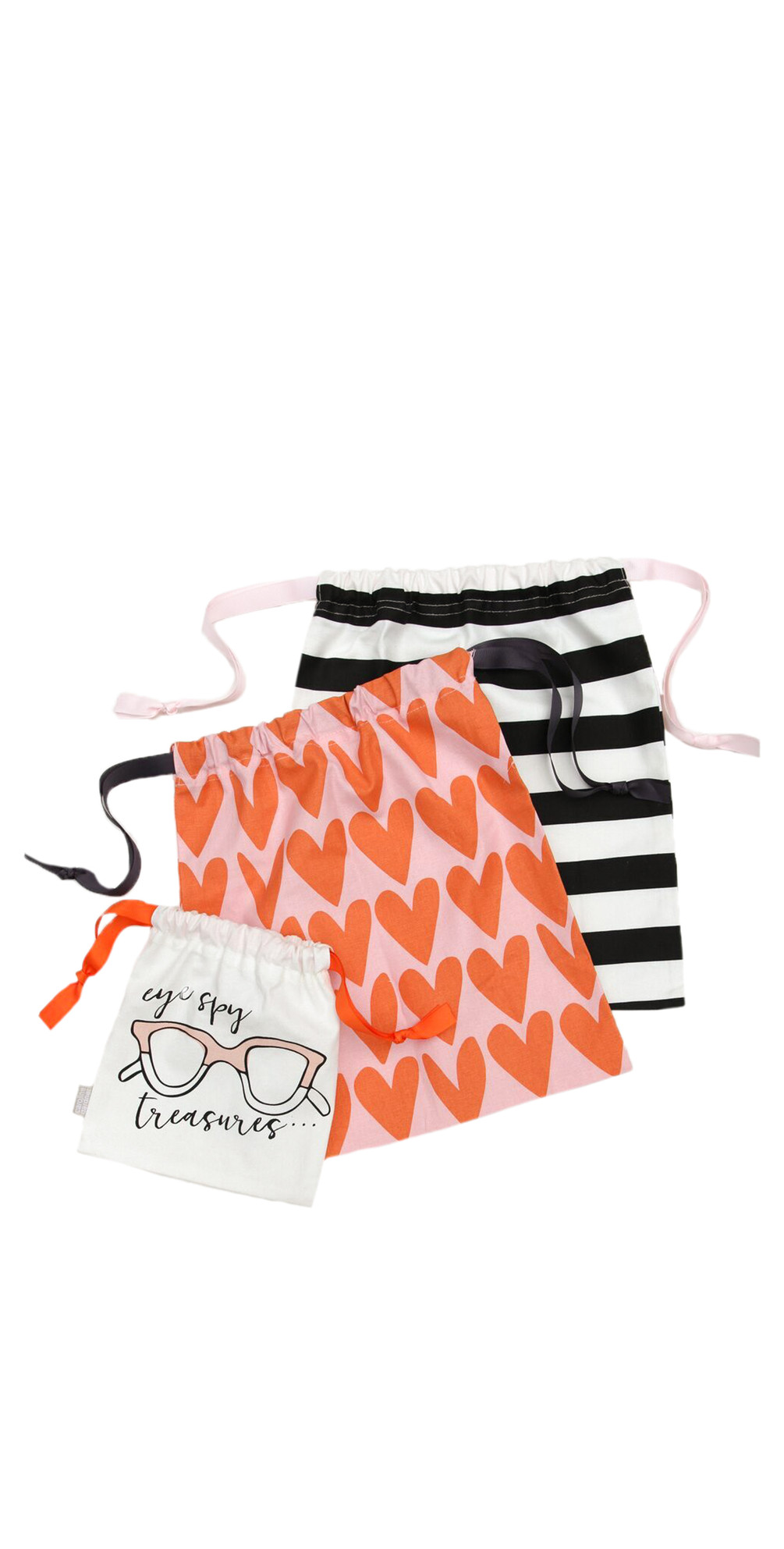 Caroline Gardner Hearts Drawstring Travel Bag Set in Multi