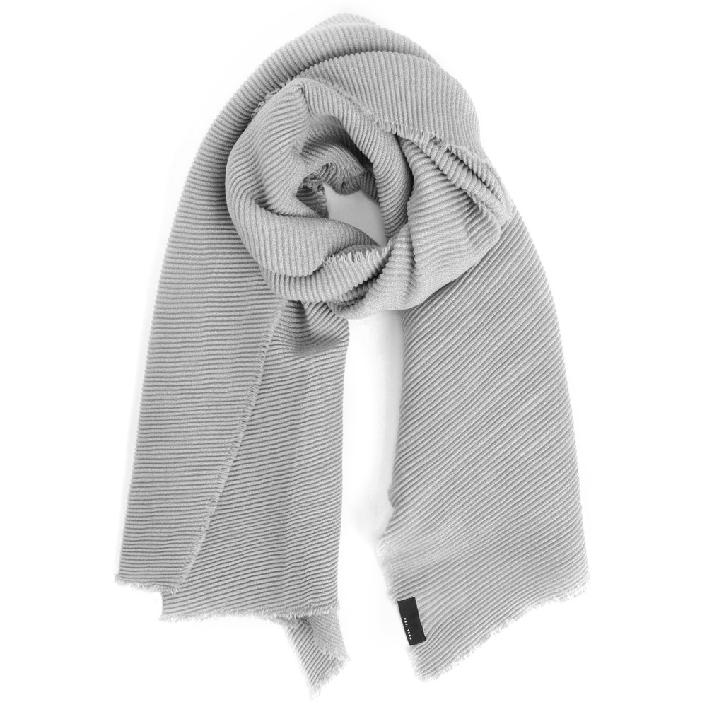 V.Fraas Ribbed Wrap Scarf in Grey