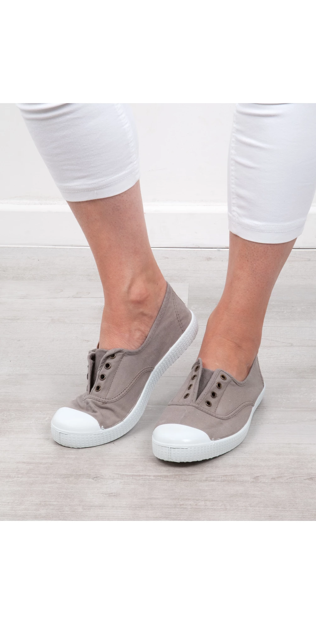 Dora Grey Organic Cotton Washable No Lace Pump main image