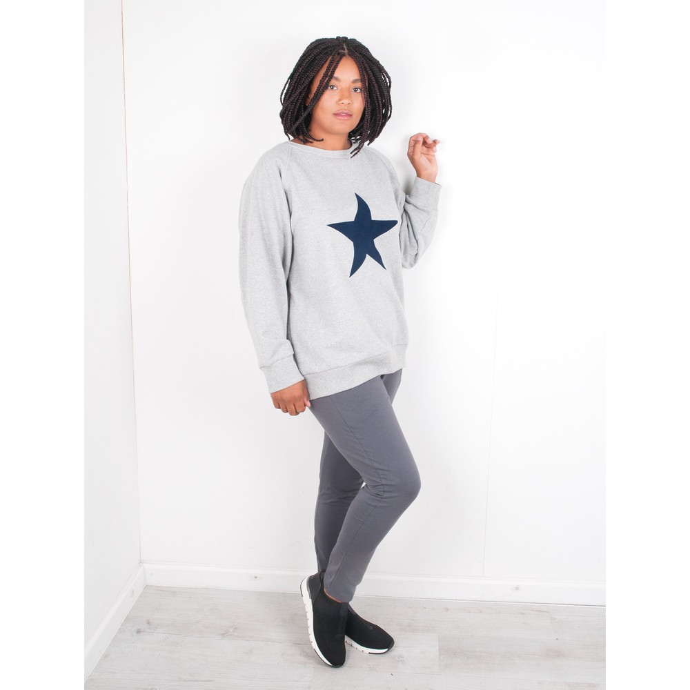 navy star sweatshirt