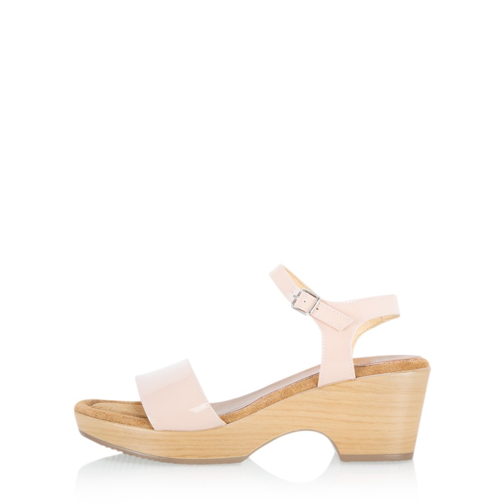 nude wedge mule