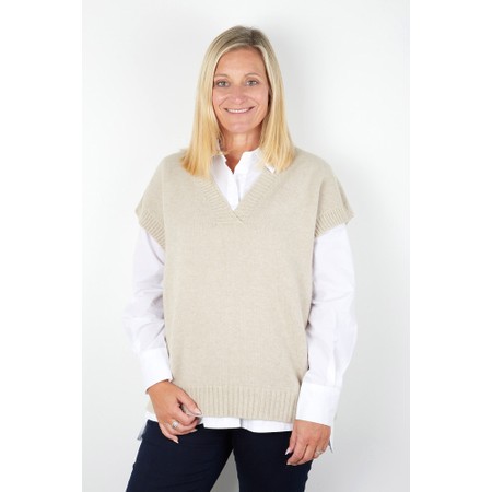 Amazing Woman Pirie V Neck Easy Fit Knitted Vest - Off-White