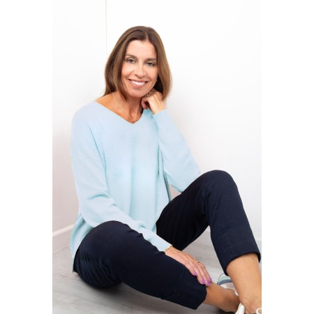 Amazing Woman Zilpah Pale Blue V Neck Boxy Supersoft Knit - Blue