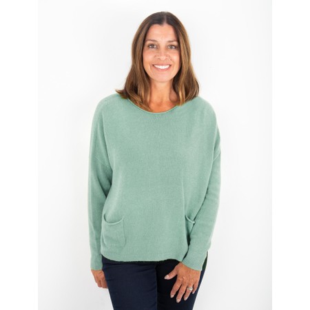 Amazing Woman Jodie Bay Front Pocket Supersoft Knit Jumper - Green