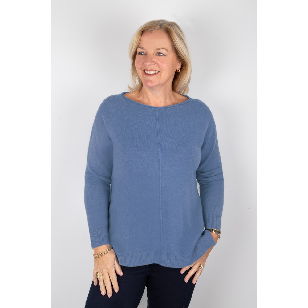 Amazing Woman Maggie Bluette Seam Front Supersoft Jumper Bluette