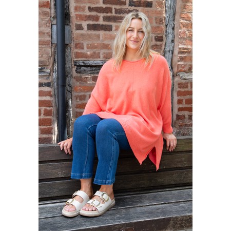 Amazing Woman Cassi X Summer Orange Round Neck Front Seam Knit - Orange