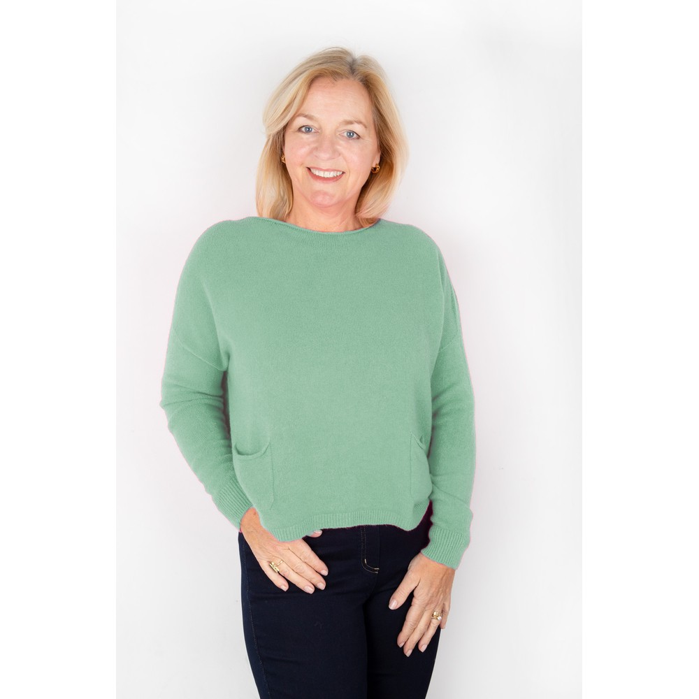 Amazing Woman Jodie Bay Front Pocket Supersoft Knit Jumper Bay