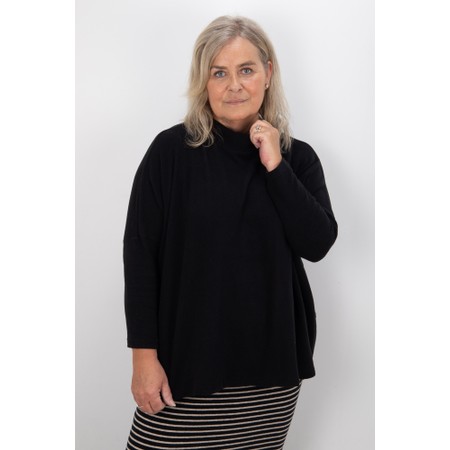 Mama B Spino U Nero Relaxed Plain Fleece Top - Black