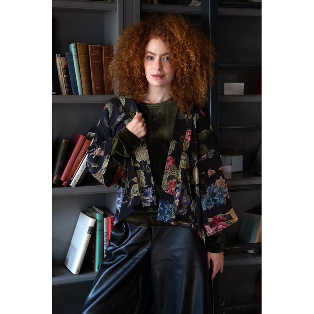 One Hundred Stars Primula Black Short Crepe Kimono Primula Black