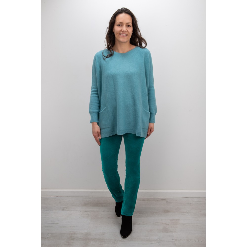 Amazing Woman 02 Velvet Aqua Straight Leg Jean Aqua