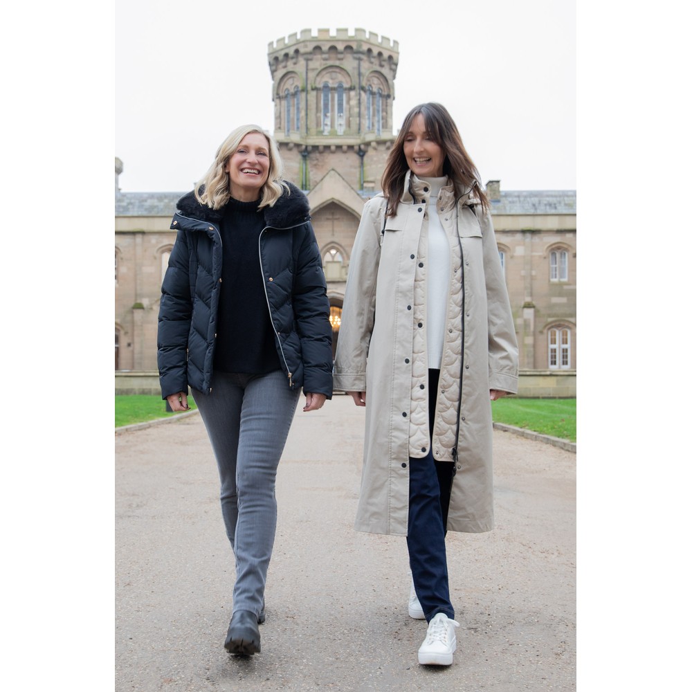 remake beige×black coat New Aligne trench coat: the style to shop for the new season