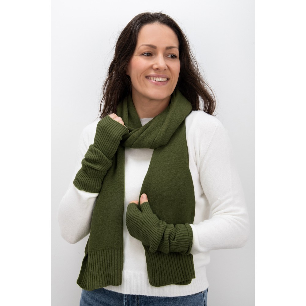 Amazing Woman Erica Fingerless Ribbed Gloves Musch Olive 