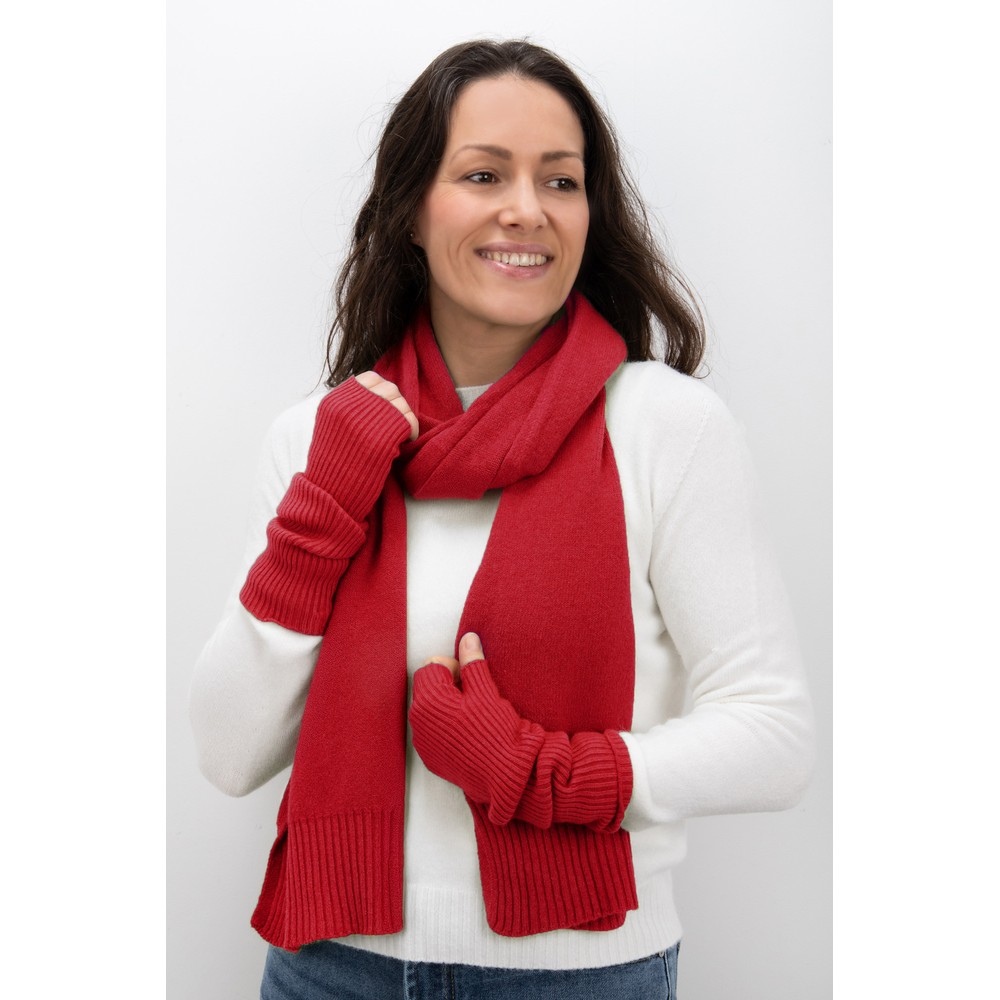 Amazing Woman Erica Fingerless Ribbed Gloves Berry Red Rouge