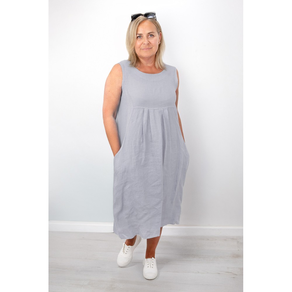 Amazing Woman Nerida Pearl Scoop Neck Linen Dress Pearl