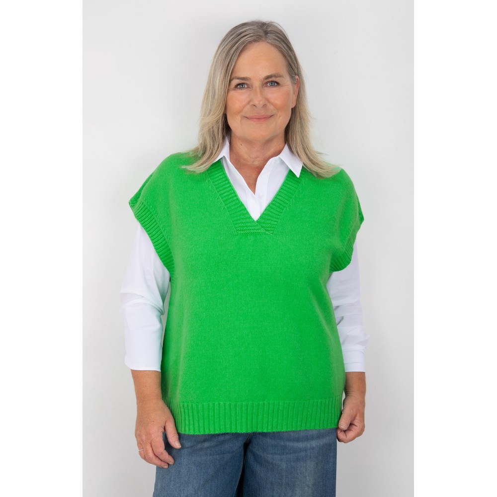 Amazing Woman Pirie Grass V Neck Easy Fit Knitted Vest Grass