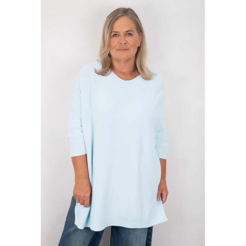 Amazing Woman Cassi X Pale Blue Round Neck Front Seam Knit Pale Blue