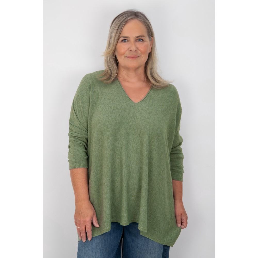 Amazing Woman Mika X Olive Jumper Olive