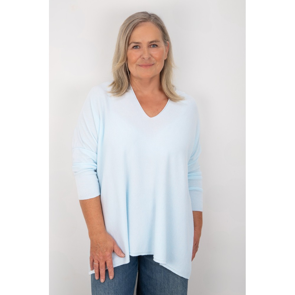 Amazing Woman Mika X Pale Blue Fine Knit Oversized Jumper Pale Blue