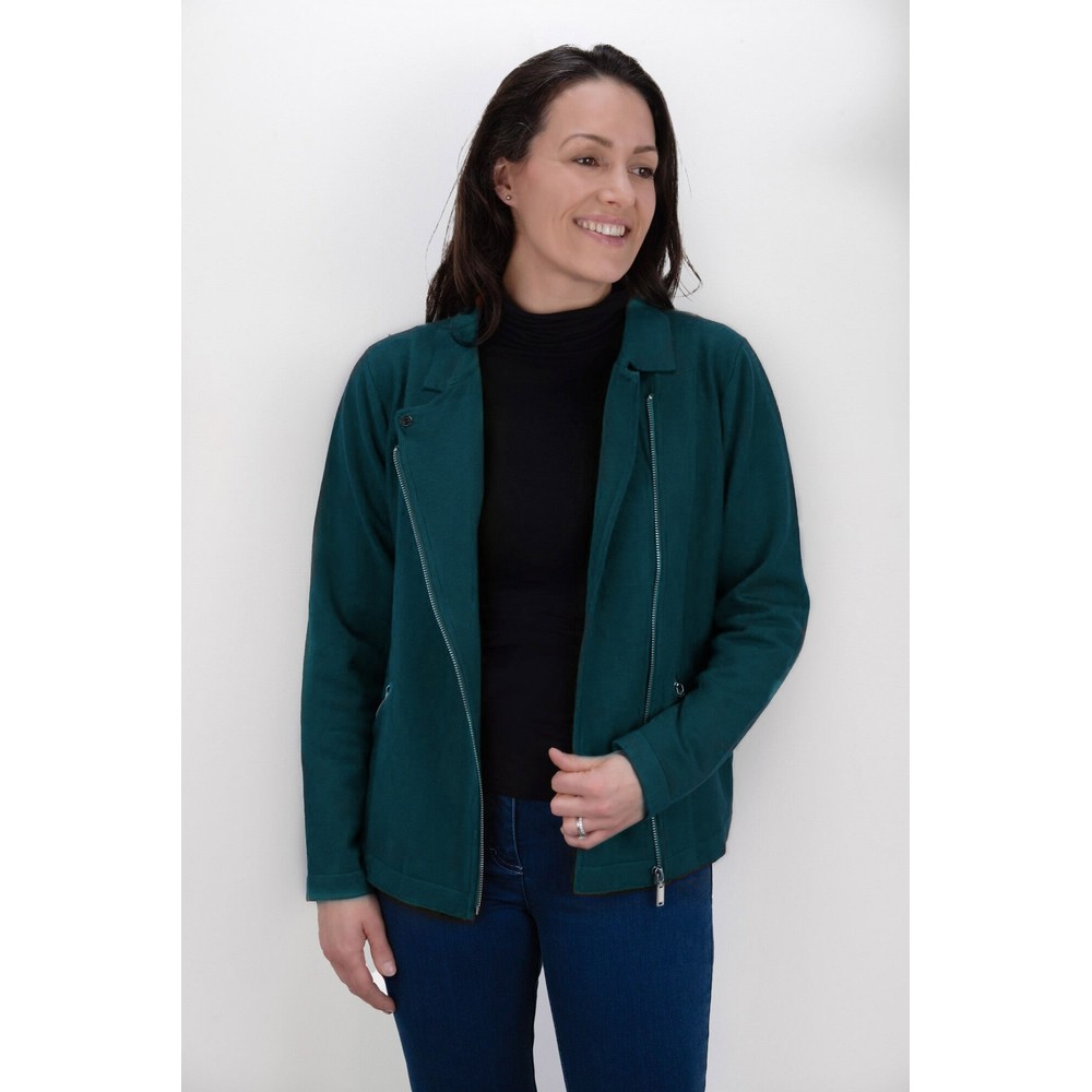 Amazing Woman Sandy Laguna Supersoft Knit Biker Jacket Laguna