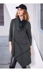 Naya Forest / Black Naya Forest And Black Print Contrast Top  