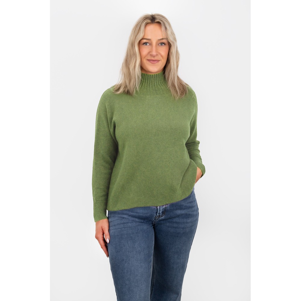 Amazing Woman Jolie Apple Boxy High Neck Knit Apple
