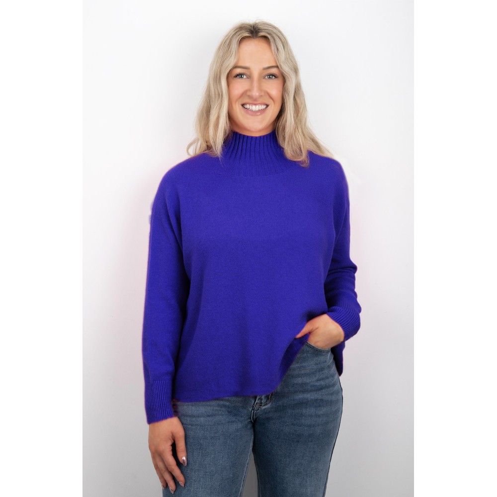 Amazing Woman Jolie Blusa Blue Boxy High Neck Knit Blusa Blue