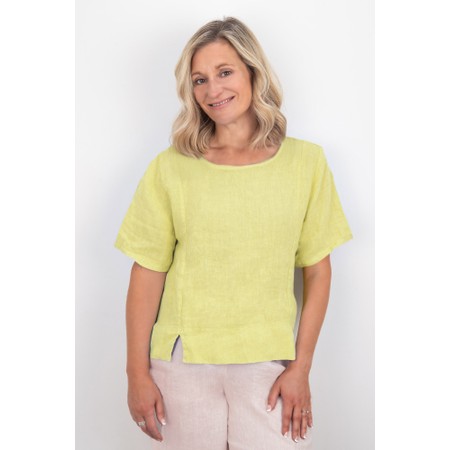 Amazing Woman Lucie Pale Yellow Short Sleeved Linen Top - Yellow