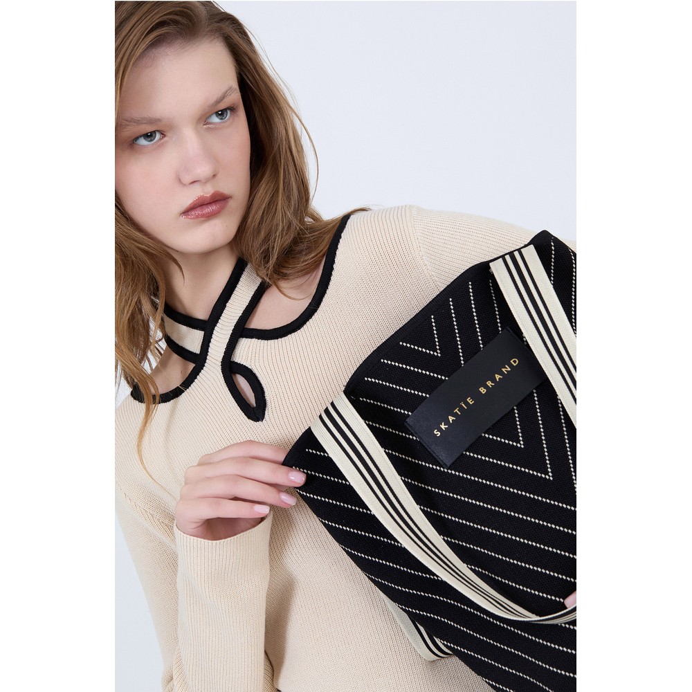 Skatie Jacquard Black Tote Bag Black 