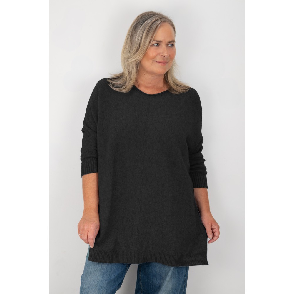 Amazing Woman Cassi X Charcoal Round Neck Front Seam Knit Charcoal