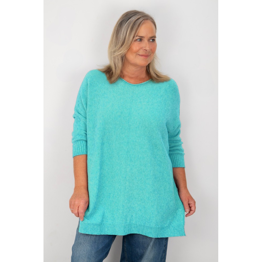 Amazing Woman Cassi X Summer Turquoise Round Neck Front Seam Knit Summer Turquoise