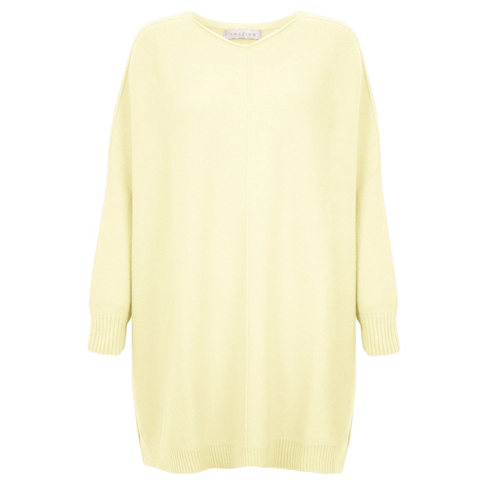 Amazing Woman Cassi X Pale Lemon Round Neck Front Seam Knit Pale Lemon 