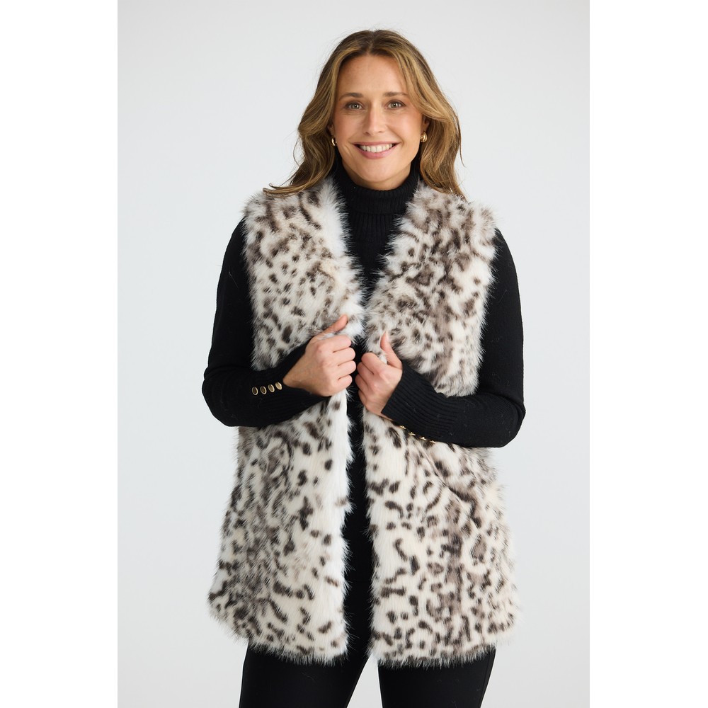 Brave & True Aspen Faux Fur Gilet Grey Leopard