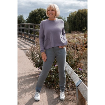 Amazing Woman Jodie Frost Front Pocket Supersoft Knit Jumper - Purple