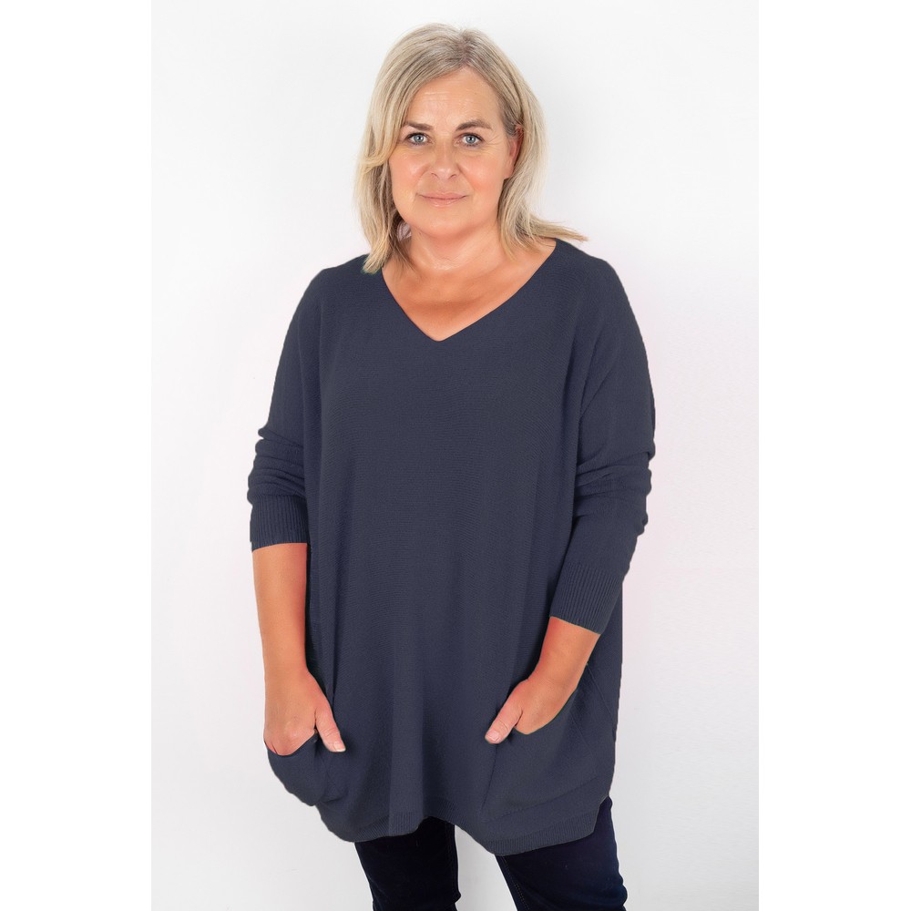Amazing Woman Caryf X Shadow Round Neck Oversized Jumper Shadow