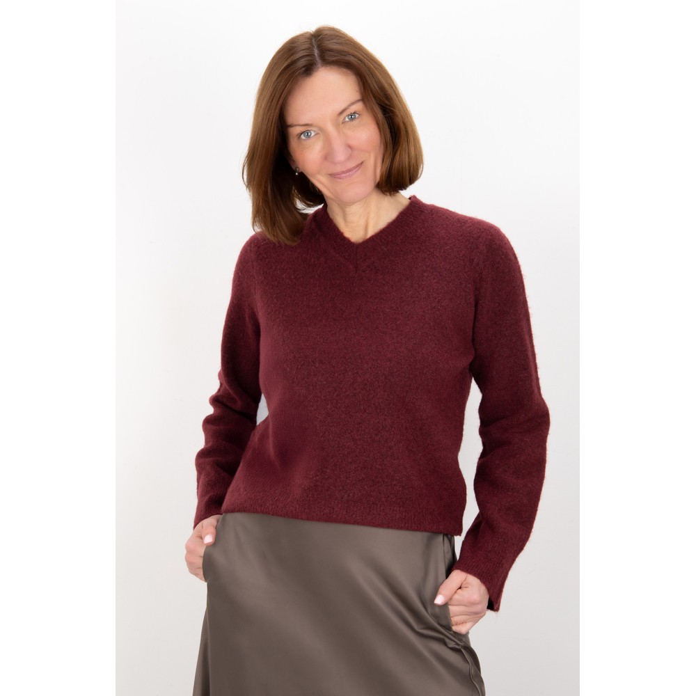 InWear Guni V-Neck Cabernet jumper Cabernet