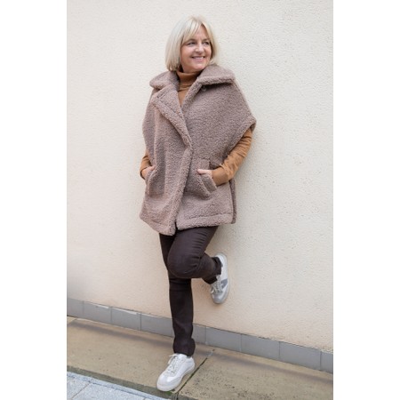 RINO AND PELLE Luca Toffee Teddy Cape - Brown