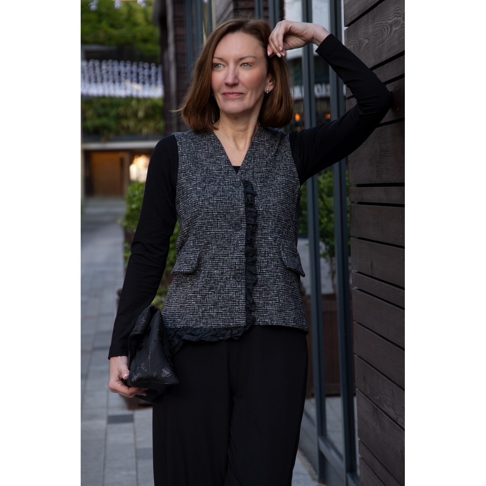 Mama B Gevda JF Jacquard Frill Waistcoat Nero