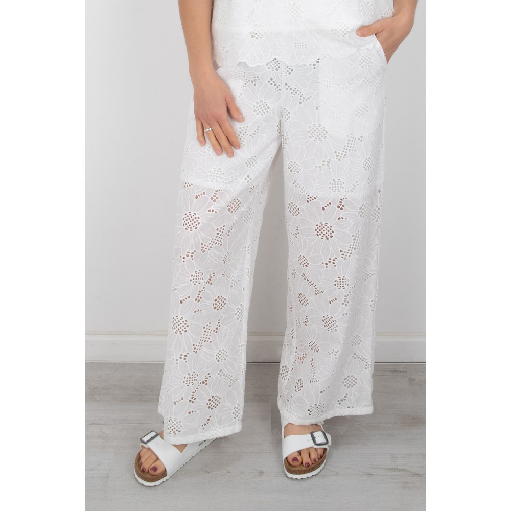 Foil Juicy Details Pants White Flower