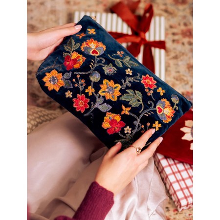 Elizabeth Scarlett Botanical Garden Ink Blue Everyday Velvet Pouch - Blue