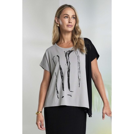 Naya Naya Taupe And Black Print Angled Hem Top - Beige