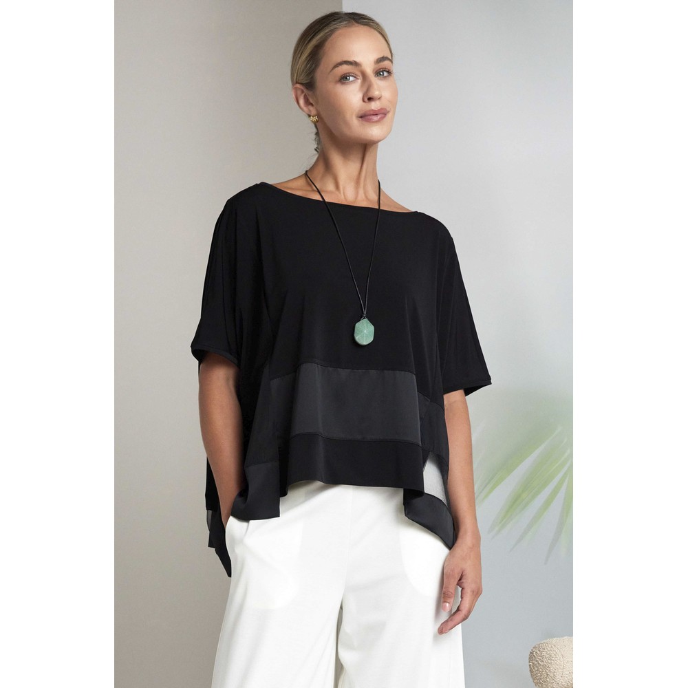 Naya Naya Square Black Contrast Top Black 