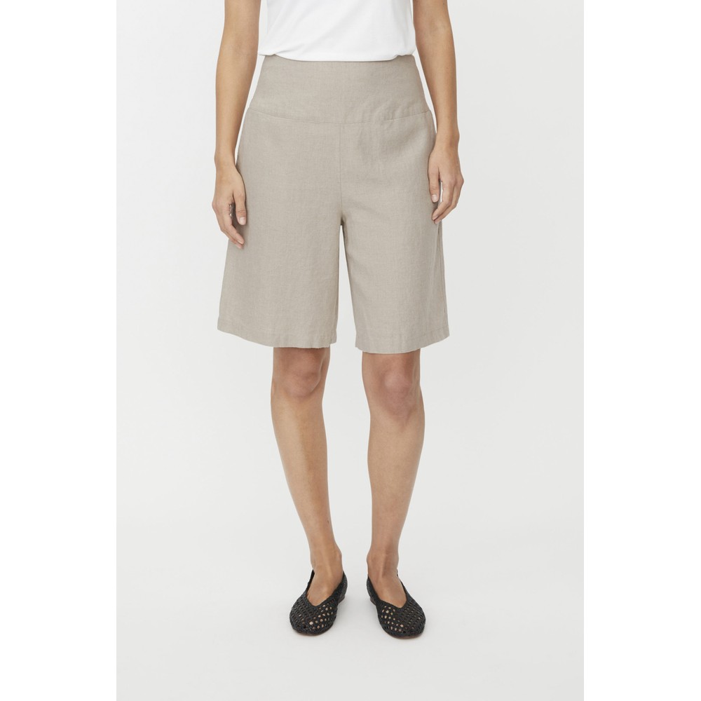Masai Clothing MaPinja Natural Linen Solid Short Natural