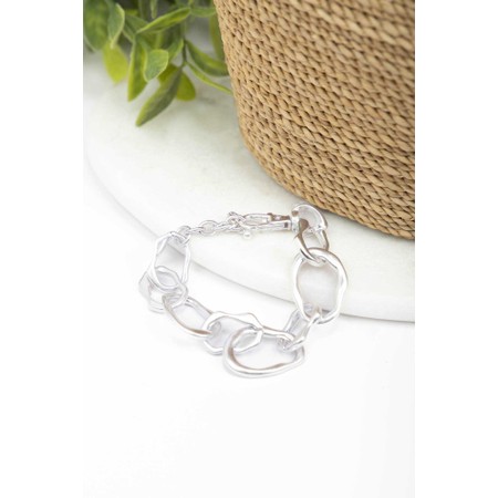 Eliza Gracious Burnished Silver Chain Link Bracelet - Metallic