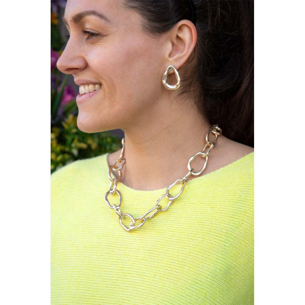 Eliza Gracious Burnished Gold Short Chain Link Necklace Gold