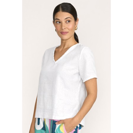 Foil V Benefits White Top - White