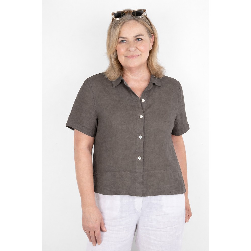 Amazing Woman Marilyn Dark Mud Boxy Linen Shirt Dark Mud