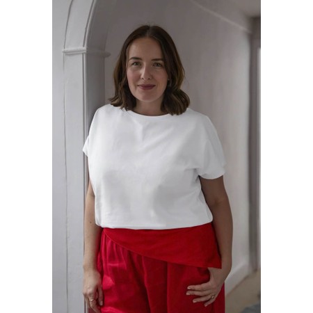 Chalk Wei Plain White Top - White