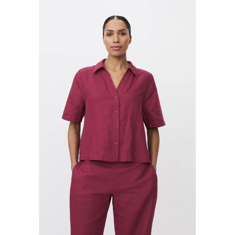 Masai Clothing MaIryssa Beet Red Solid Linen Shirt Beet Red