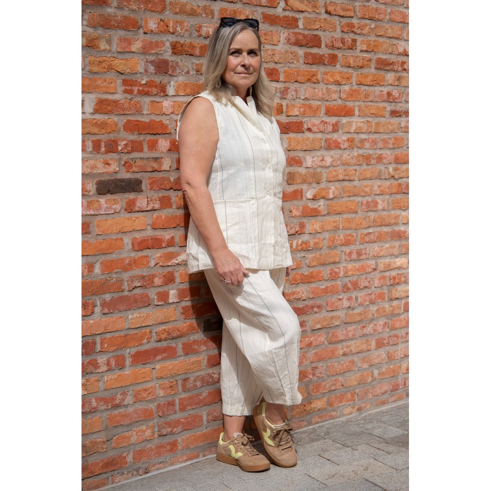 Mama B Goccia R Pinstripe Waistcoat Latte